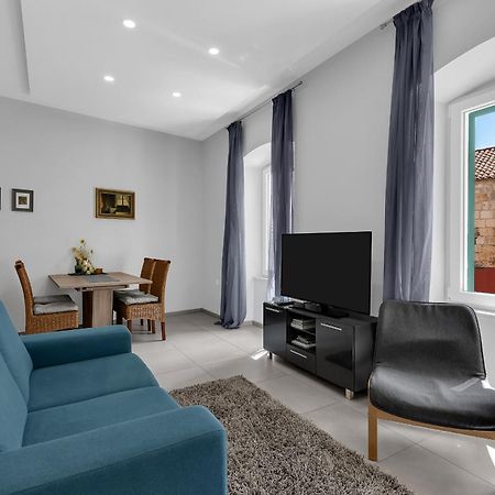 City Center Apartment Dvor Kalalarga มาคาร์สกา ภายนอก รูปภาพ