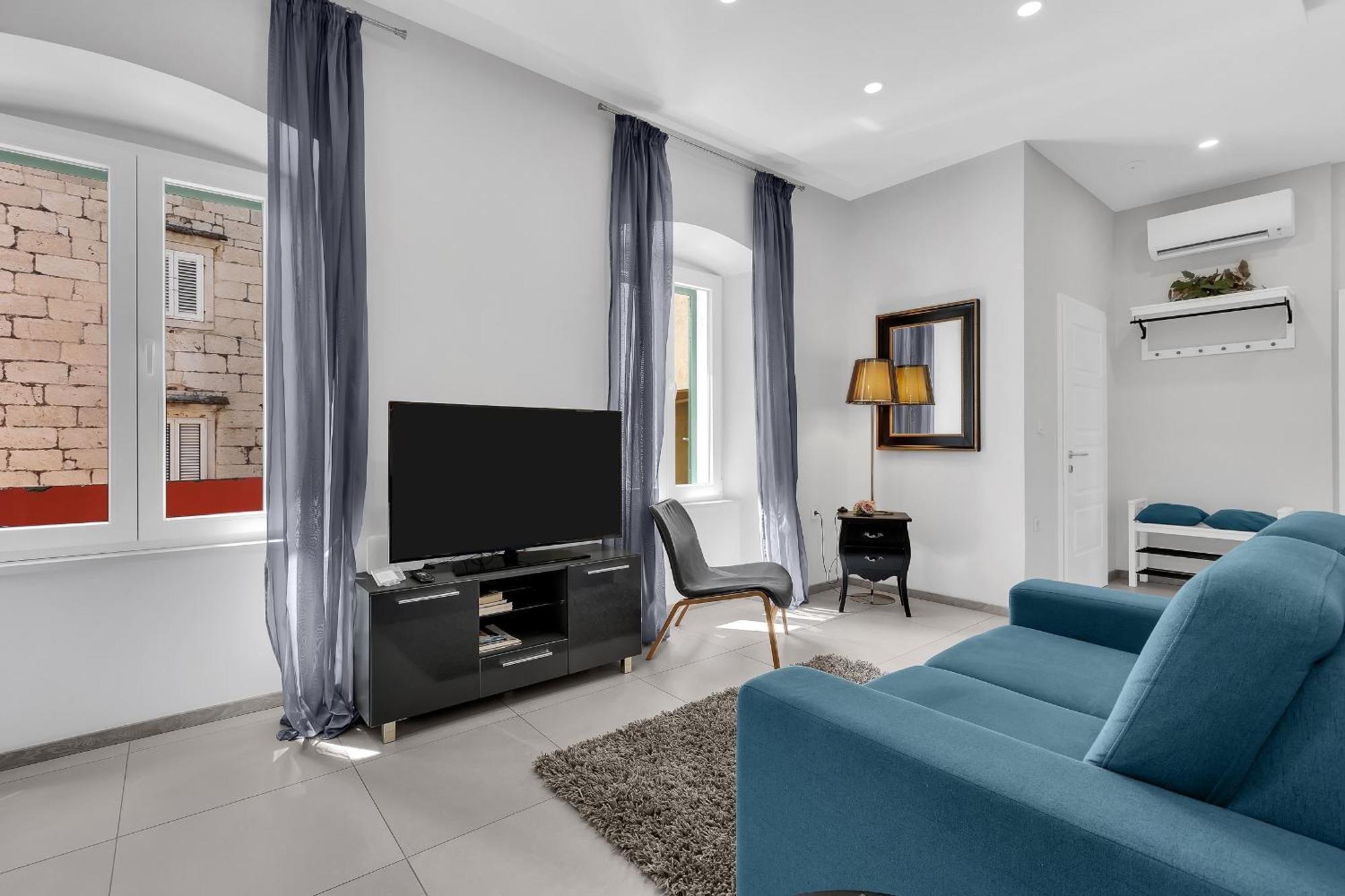 City Center Apartment Dvor Kalalarga มาคาร์สกา ภายนอก รูปภาพ