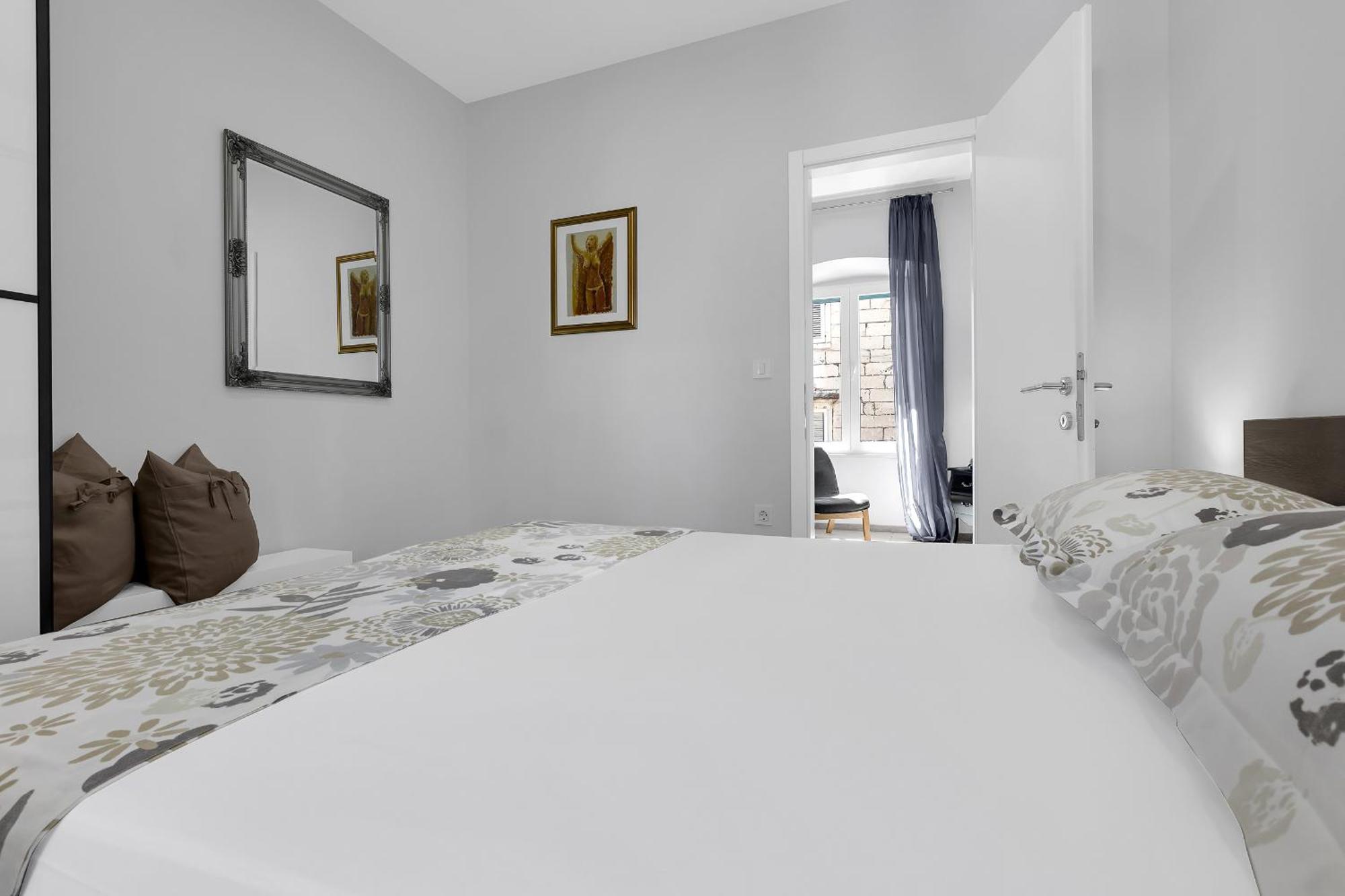 City Center Apartment Dvor Kalalarga มาคาร์สกา ภายนอก รูปภาพ